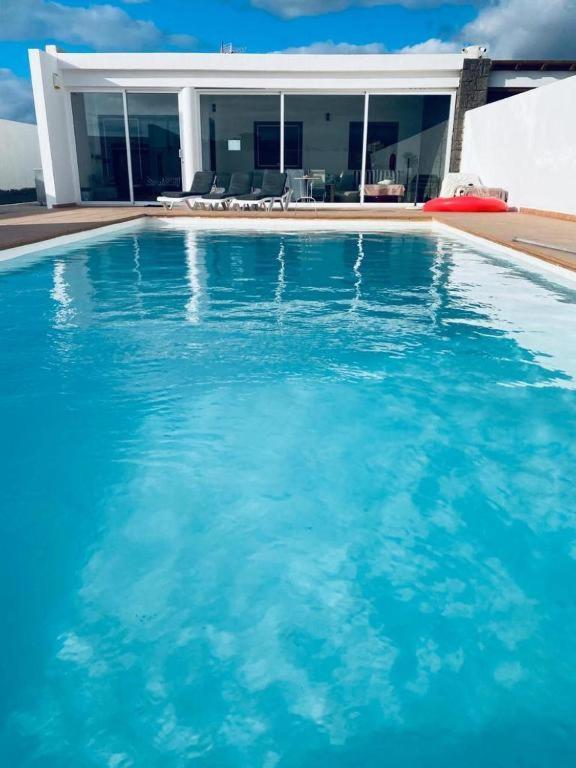 Villa Baroli Amplia Piscina Privada Climatizada بلايا بلانكا المظهر الخارجي الصورة